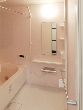 夢見る空間を内装から―ヨーロピアンテイストの寝室